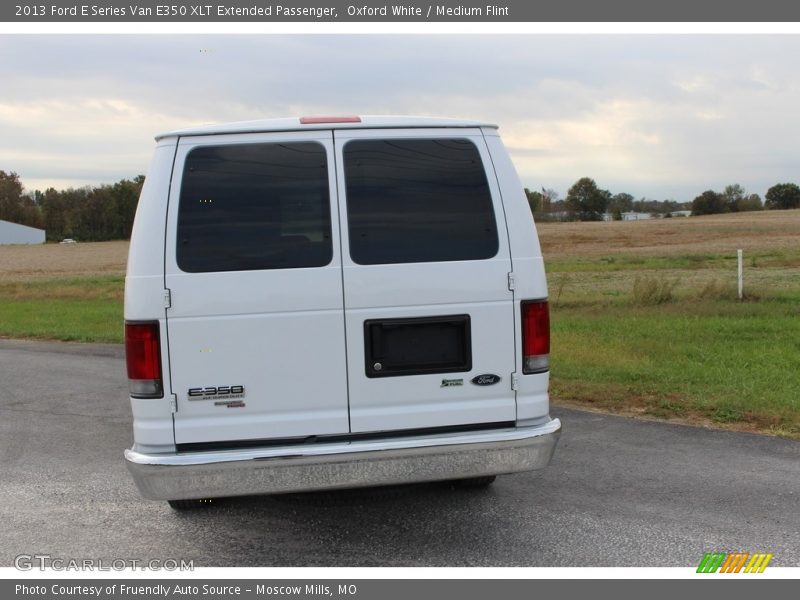 Oxford White / Medium Flint 2013 Ford E Series Van E350 XLT Extended Passenger