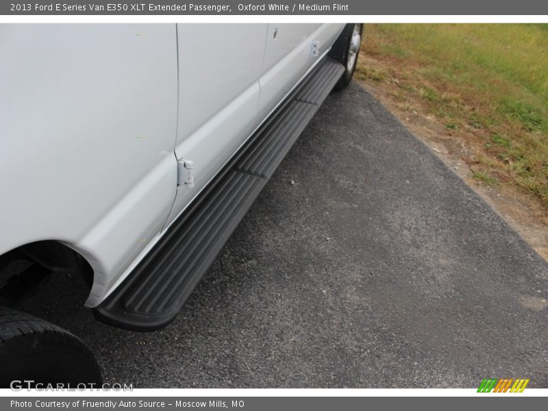Oxford White / Medium Flint 2013 Ford E Series Van E350 XLT Extended Passenger