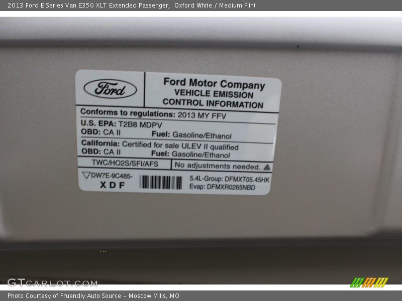 Oxford White / Medium Flint 2013 Ford E Series Van E350 XLT Extended Passenger