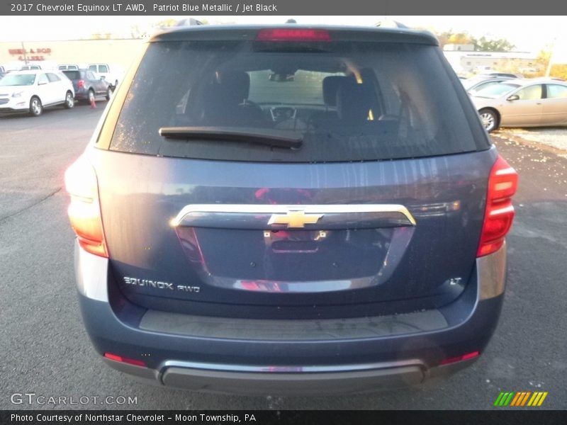 Patriot Blue Metallic / Jet Black 2017 Chevrolet Equinox LT AWD