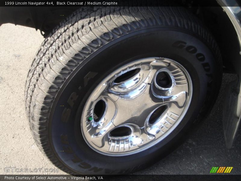 Black Clearcoat / Medium Graphite 1999 Lincoln Navigator 4x4