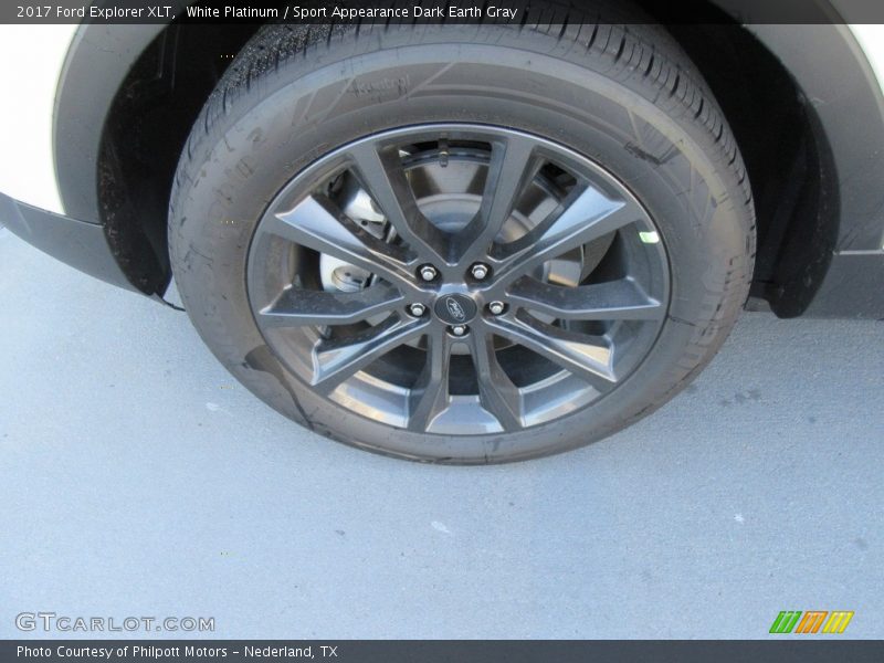 White Platinum / Sport Appearance Dark Earth Gray 2017 Ford Explorer XLT