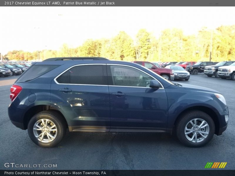 Patriot Blue Metallic / Jet Black 2017 Chevrolet Equinox LT AWD