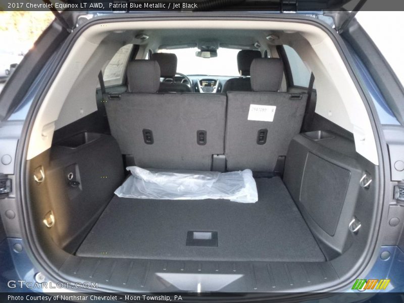 Patriot Blue Metallic / Jet Black 2017 Chevrolet Equinox LT AWD
