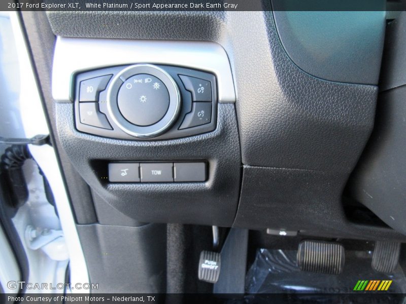 White Platinum / Sport Appearance Dark Earth Gray 2017 Ford Explorer XLT