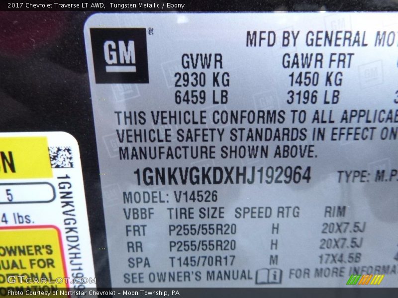 Tungsten Metallic / Ebony 2017 Chevrolet Traverse LT AWD