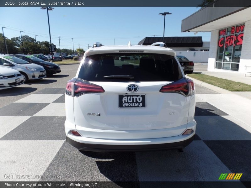 Super White / Black 2016 Toyota RAV4 LE