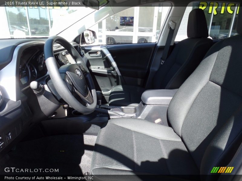 Super White / Black 2016 Toyota RAV4 LE