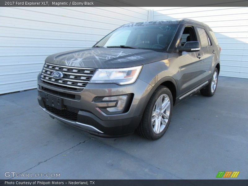 Magnetic / Ebony Black 2017 Ford Explorer XLT