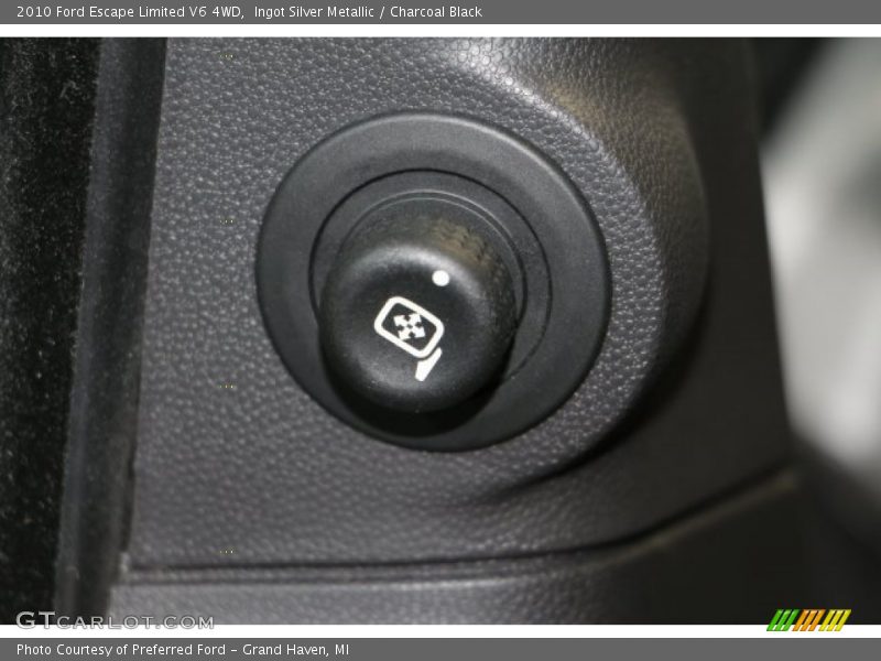 Ingot Silver Metallic / Charcoal Black 2010 Ford Escape Limited V6 4WD