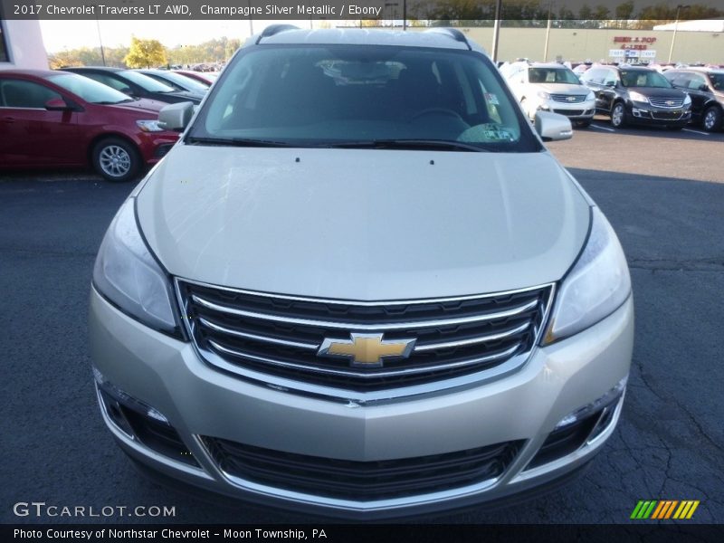 Champagne Silver Metallic / Ebony 2017 Chevrolet Traverse LT AWD