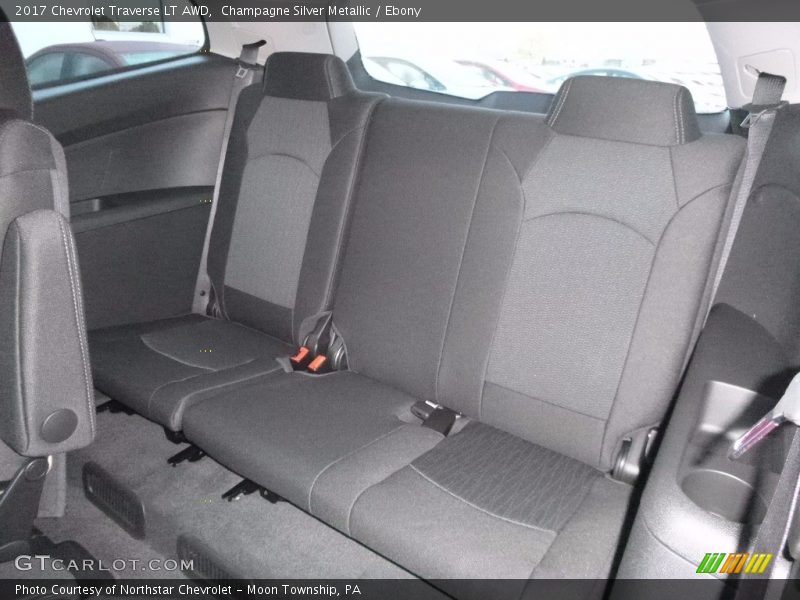 Champagne Silver Metallic / Ebony 2017 Chevrolet Traverse LT AWD