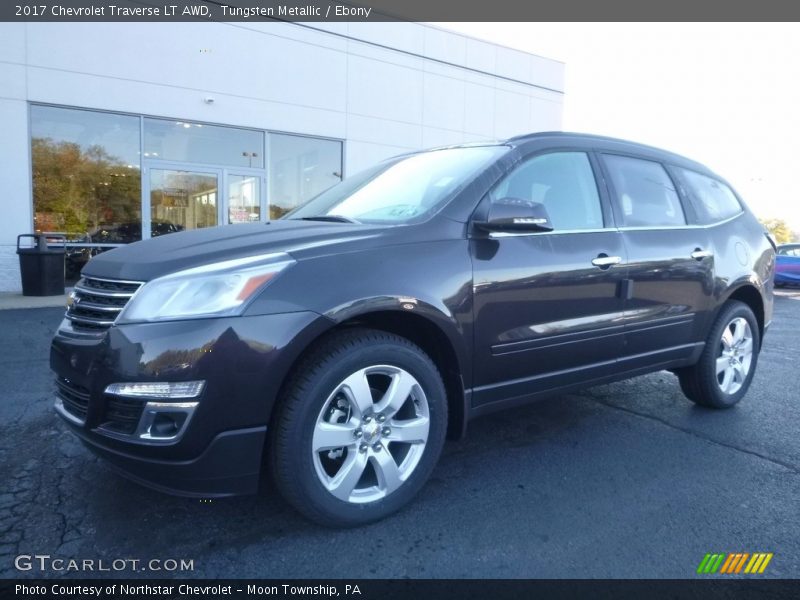 Tungsten Metallic / Ebony 2017 Chevrolet Traverse LT AWD
