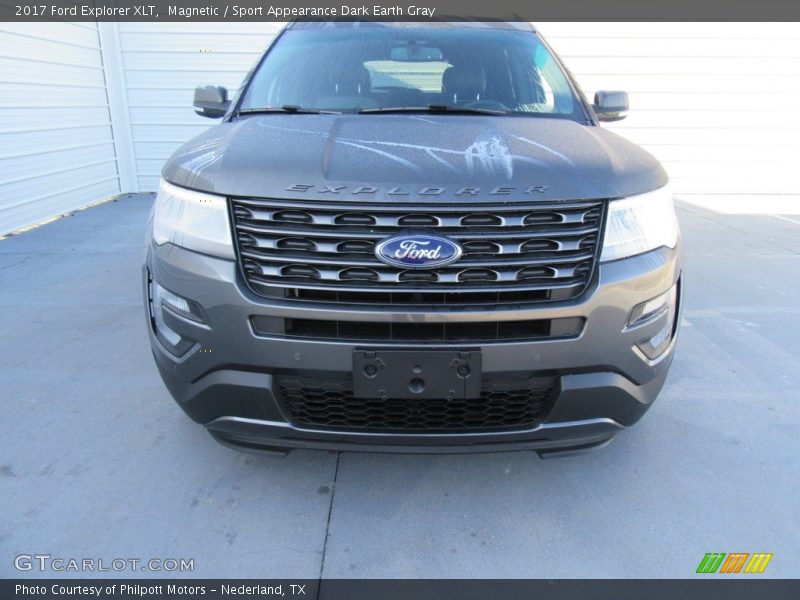 Magnetic / Sport Appearance Dark Earth Gray 2017 Ford Explorer XLT