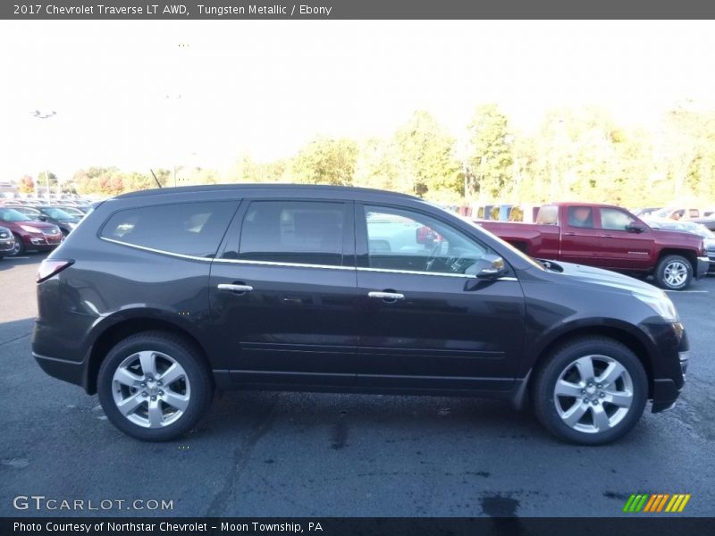Tungsten Metallic / Ebony 2017 Chevrolet Traverse LT AWD
