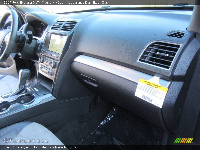 Magnetic / Sport Appearance Dark Earth Gray 2017 Ford Explorer XLT