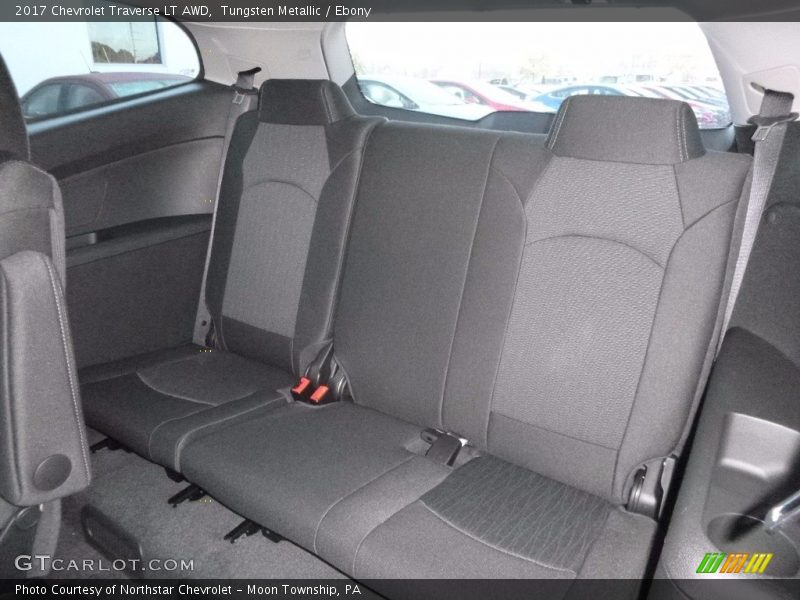 Tungsten Metallic / Ebony 2017 Chevrolet Traverse LT AWD
