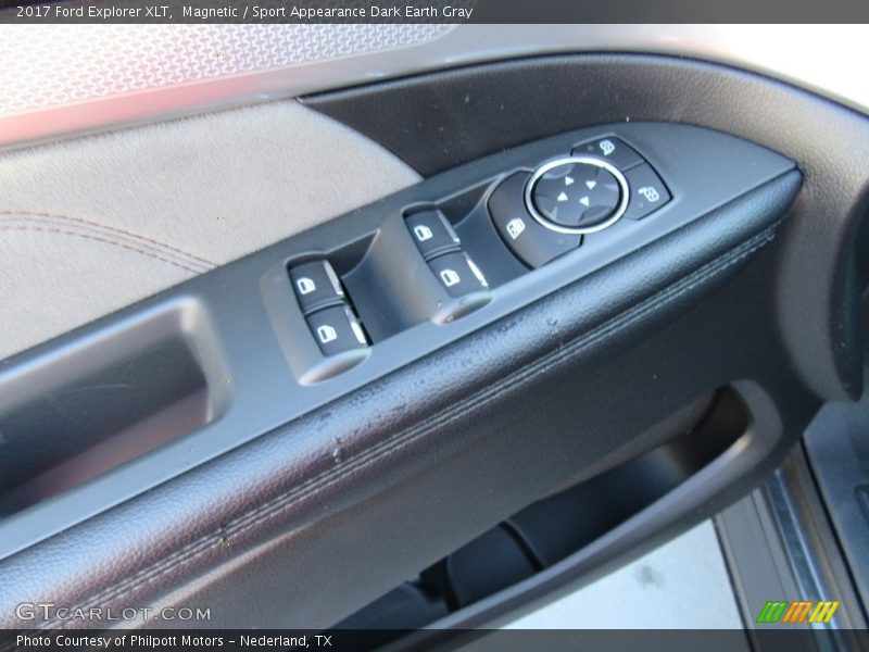 Magnetic / Sport Appearance Dark Earth Gray 2017 Ford Explorer XLT
