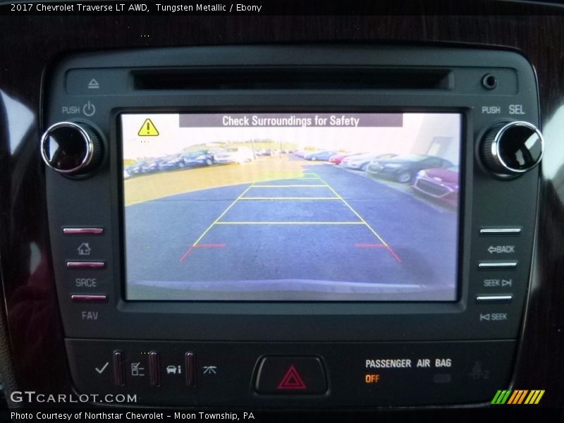 Tungsten Metallic / Ebony 2017 Chevrolet Traverse LT AWD