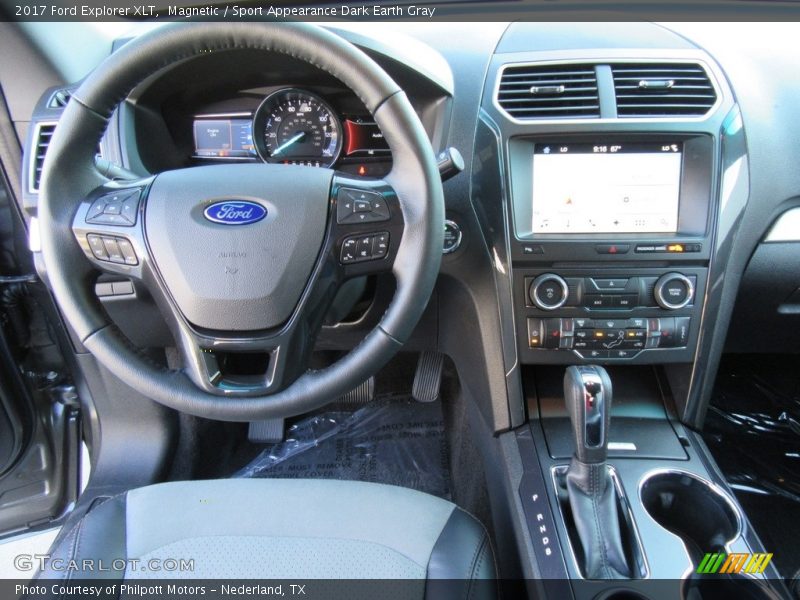 Magnetic / Sport Appearance Dark Earth Gray 2017 Ford Explorer XLT