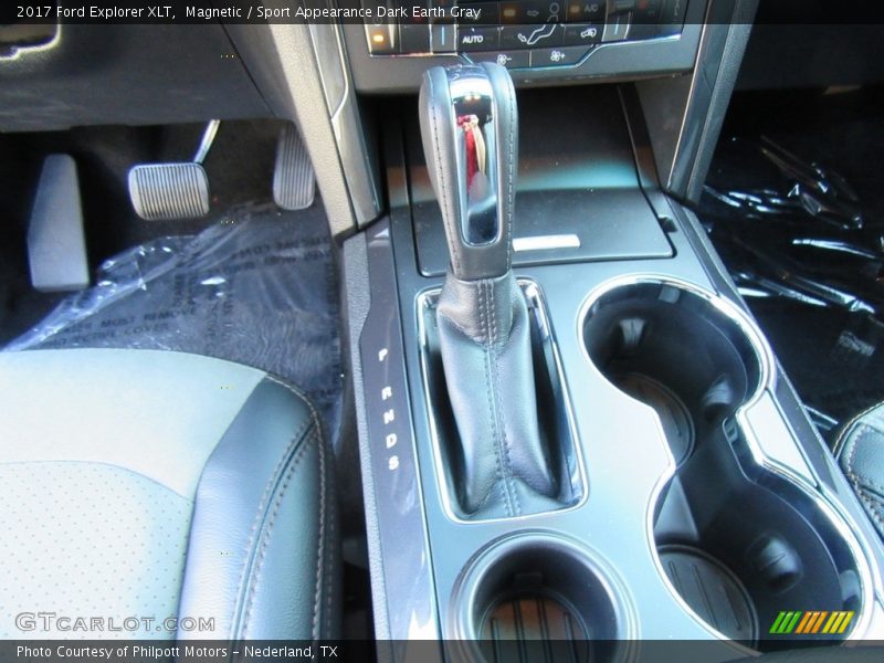 Magnetic / Sport Appearance Dark Earth Gray 2017 Ford Explorer XLT