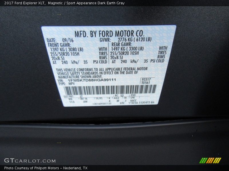 Magnetic / Sport Appearance Dark Earth Gray 2017 Ford Explorer XLT