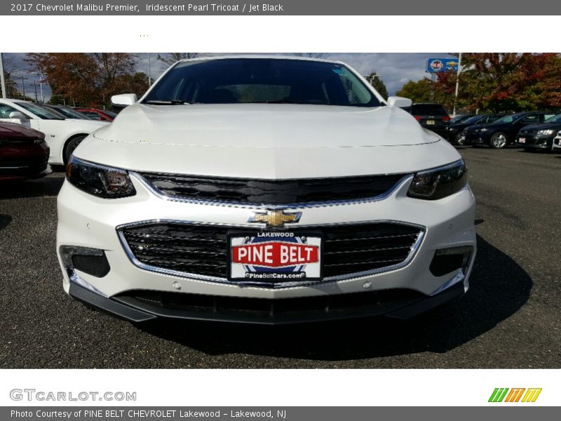 Iridescent Pearl Tricoat / Jet Black 2017 Chevrolet Malibu Premier
