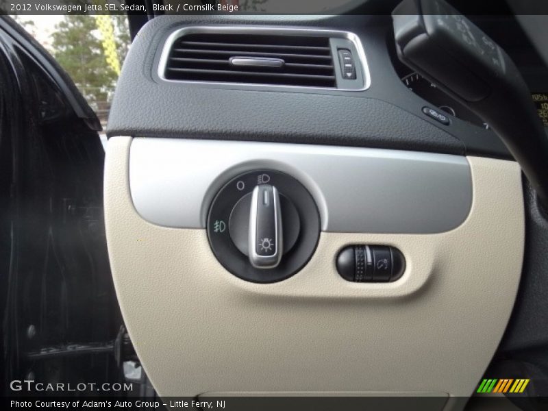 Black / Cornsilk Beige 2012 Volkswagen Jetta SEL Sedan