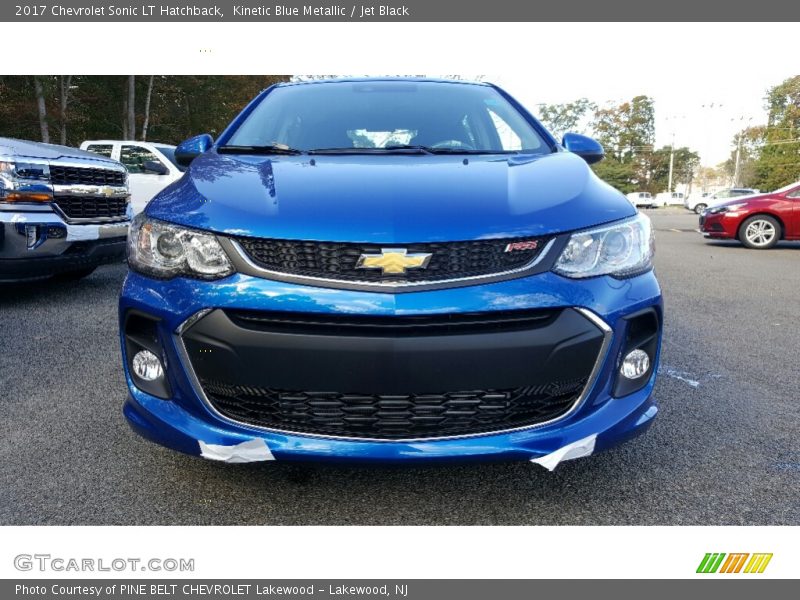 Kinetic Blue Metallic / Jet Black 2017 Chevrolet Sonic LT Hatchback