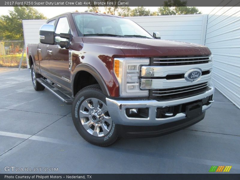Front 3/4 View of 2017 F250 Super Duty Lariat Crew Cab 4x4