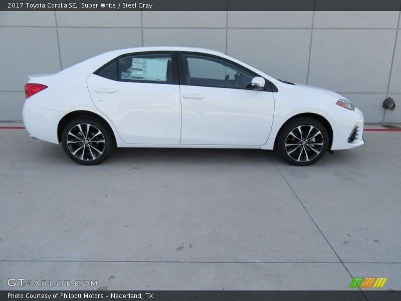Super White / Steel Gray 2017 Toyota Corolla SE