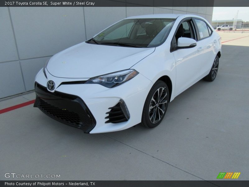 Super White / Steel Gray 2017 Toyota Corolla SE