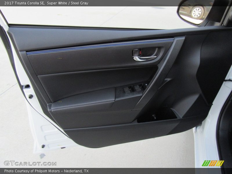 Super White / Steel Gray 2017 Toyota Corolla SE