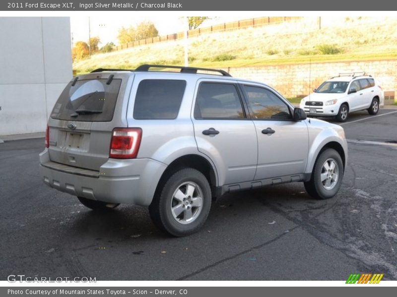 Ingot Silver Metallic / Charcoal Black 2011 Ford Escape XLT