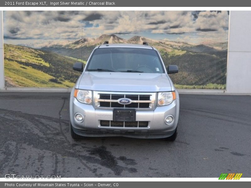 Ingot Silver Metallic / Charcoal Black 2011 Ford Escape XLT