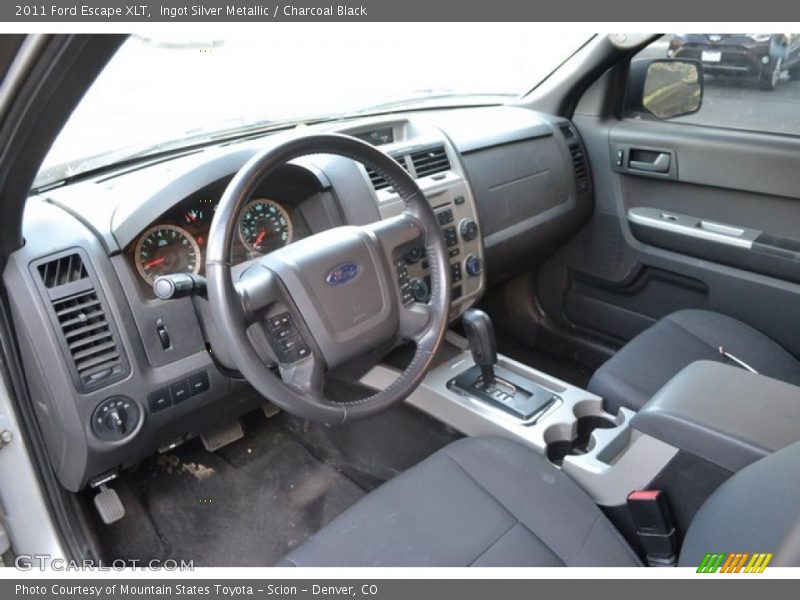 Ingot Silver Metallic / Charcoal Black 2011 Ford Escape XLT