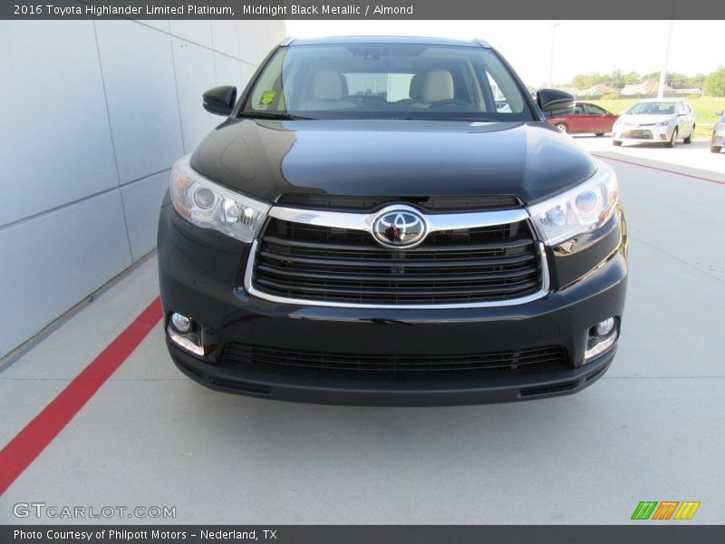 Midnight Black Metallic / Almond 2016 Toyota Highlander Limited Platinum
