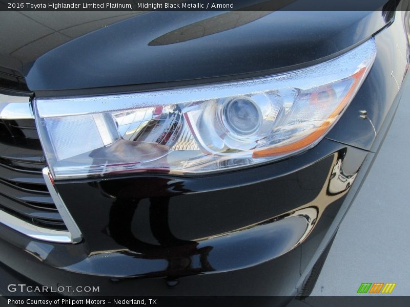Midnight Black Metallic / Almond 2016 Toyota Highlander Limited Platinum