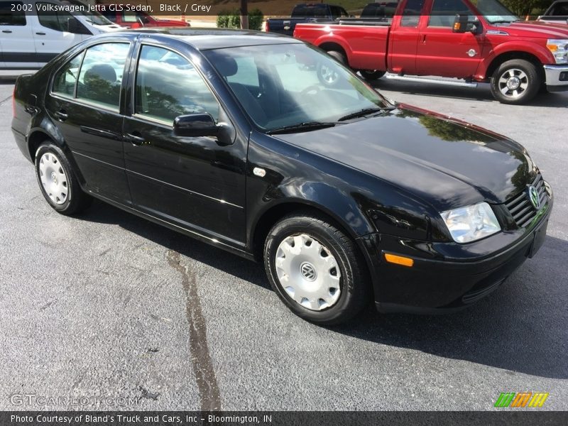 Black / Grey 2002 Volkswagen Jetta GLS Sedan