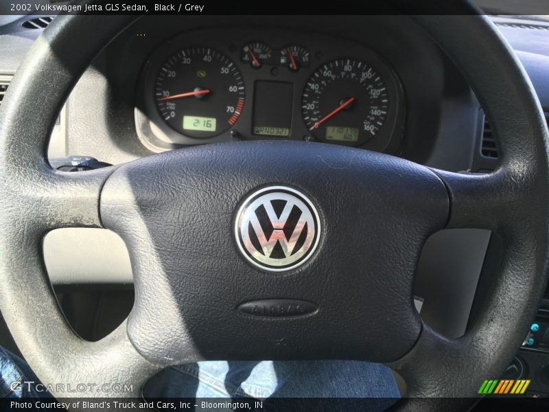 Black / Grey 2002 Volkswagen Jetta GLS Sedan