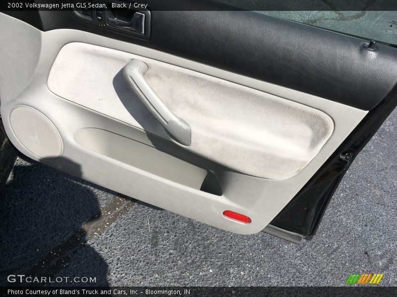 Black / Grey 2002 Volkswagen Jetta GLS Sedan