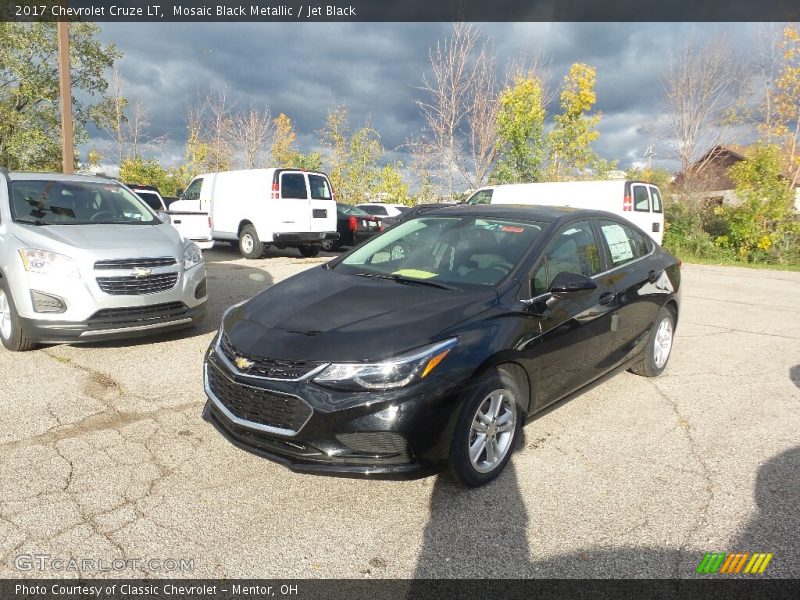 Mosaic Black Metallic / Jet Black 2017 Chevrolet Cruze LT