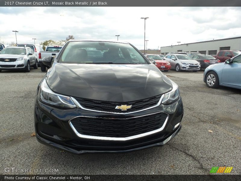 Mosaic Black Metallic / Jet Black 2017 Chevrolet Cruze LT