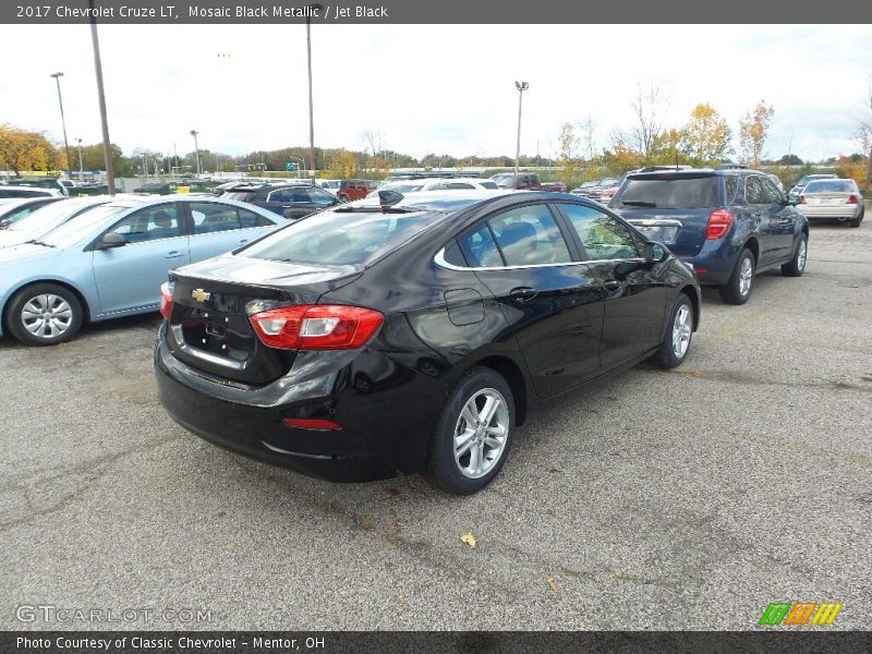 Mosaic Black Metallic / Jet Black 2017 Chevrolet Cruze LT