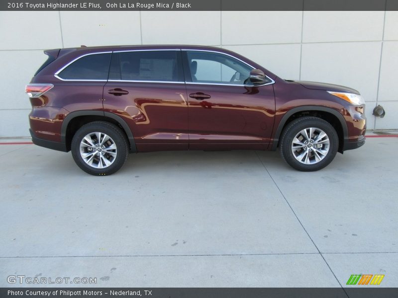 Ooh La La Rouge Mica / Black 2016 Toyota Highlander LE Plus