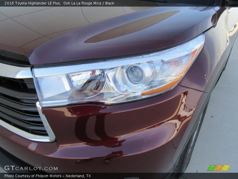 Ooh La La Rouge Mica / Black 2016 Toyota Highlander LE Plus