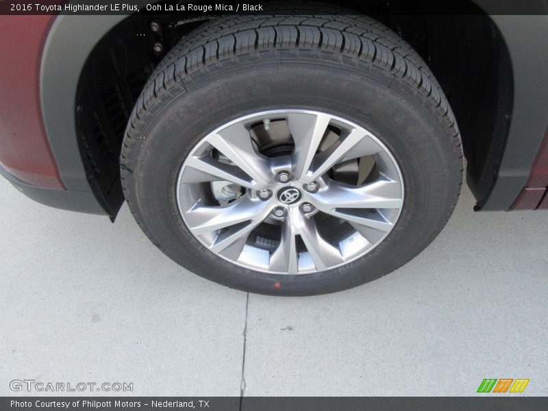 Ooh La La Rouge Mica / Black 2016 Toyota Highlander LE Plus