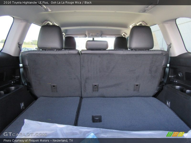 Ooh La La Rouge Mica / Black 2016 Toyota Highlander LE Plus