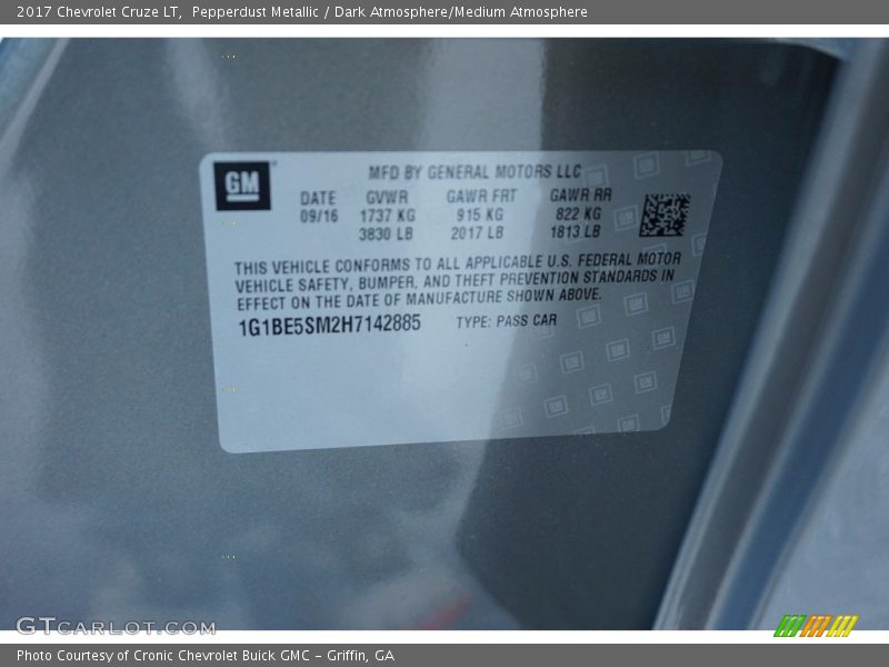 Pepperdust Metallic / Dark Atmosphere/Medium Atmosphere 2017 Chevrolet Cruze LT
