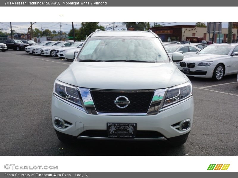 Moonlight White / Almond 2014 Nissan Pathfinder SL AWD